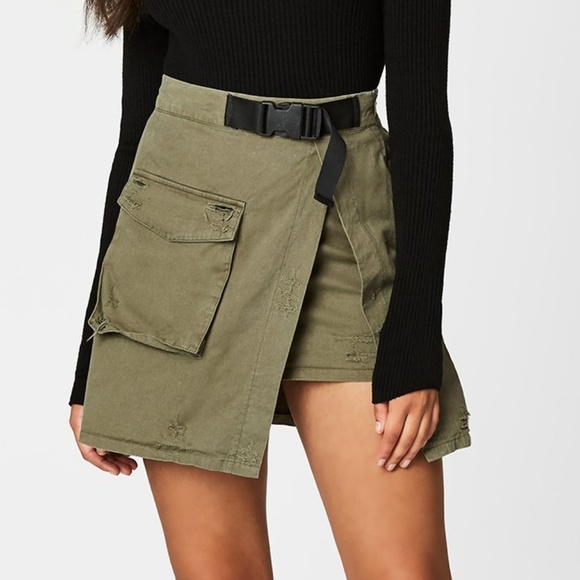 asymmetrical skirt with buckles